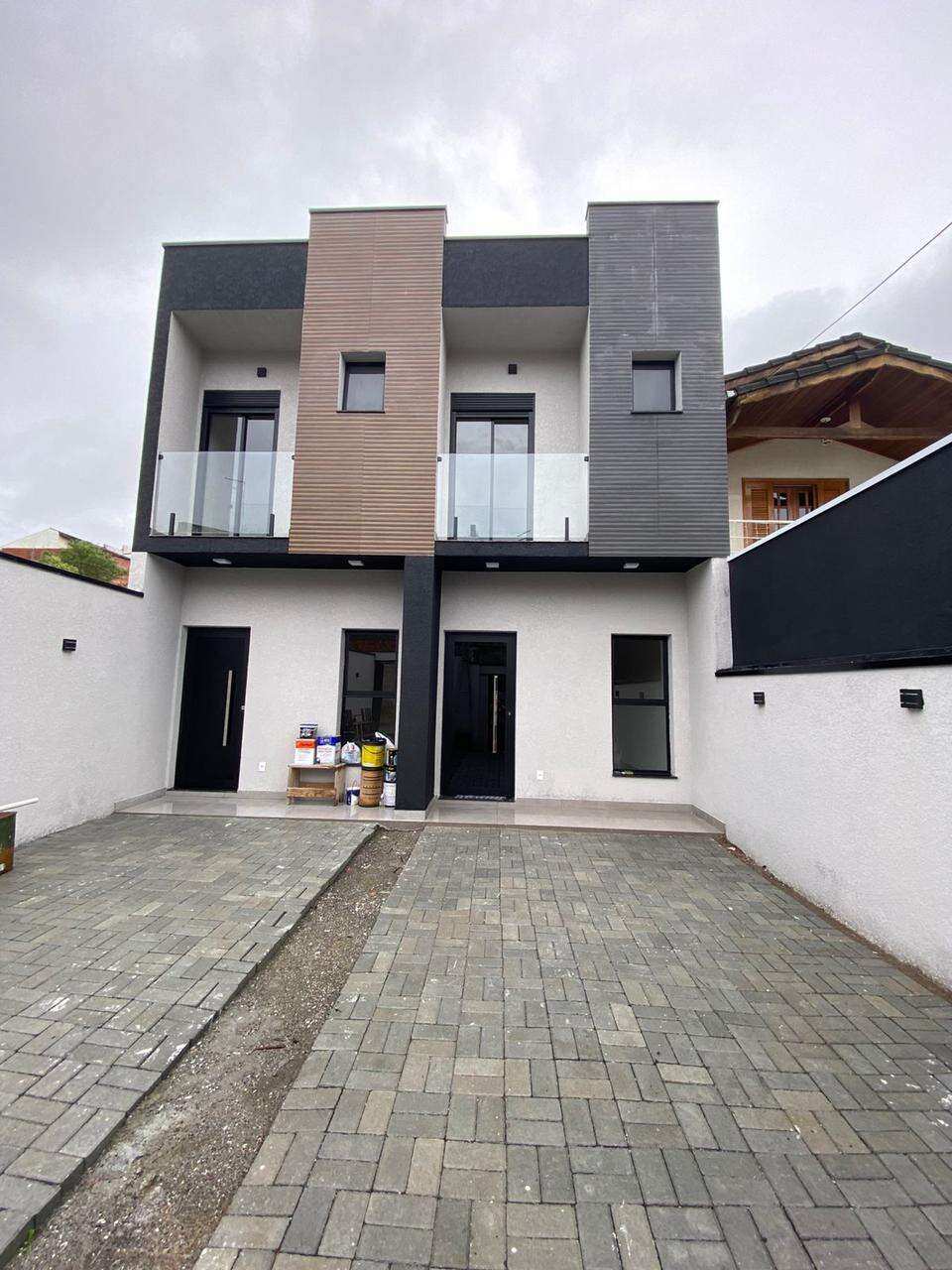 Sobrado à venda, com 2 quartos, 85m² - Heber Imóveis